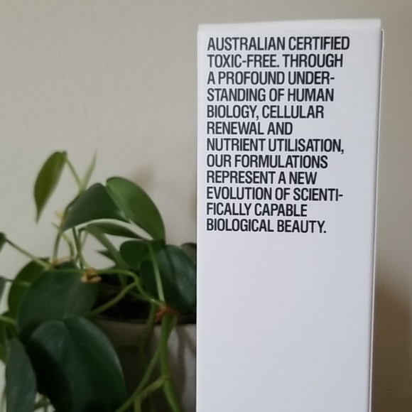 2 for 50 Grown Alchemist Purifying Body Exfoliant - Picture 4 of 4